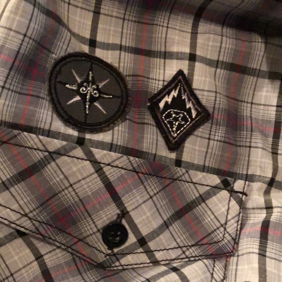 Shirts - Picture 6 of 8